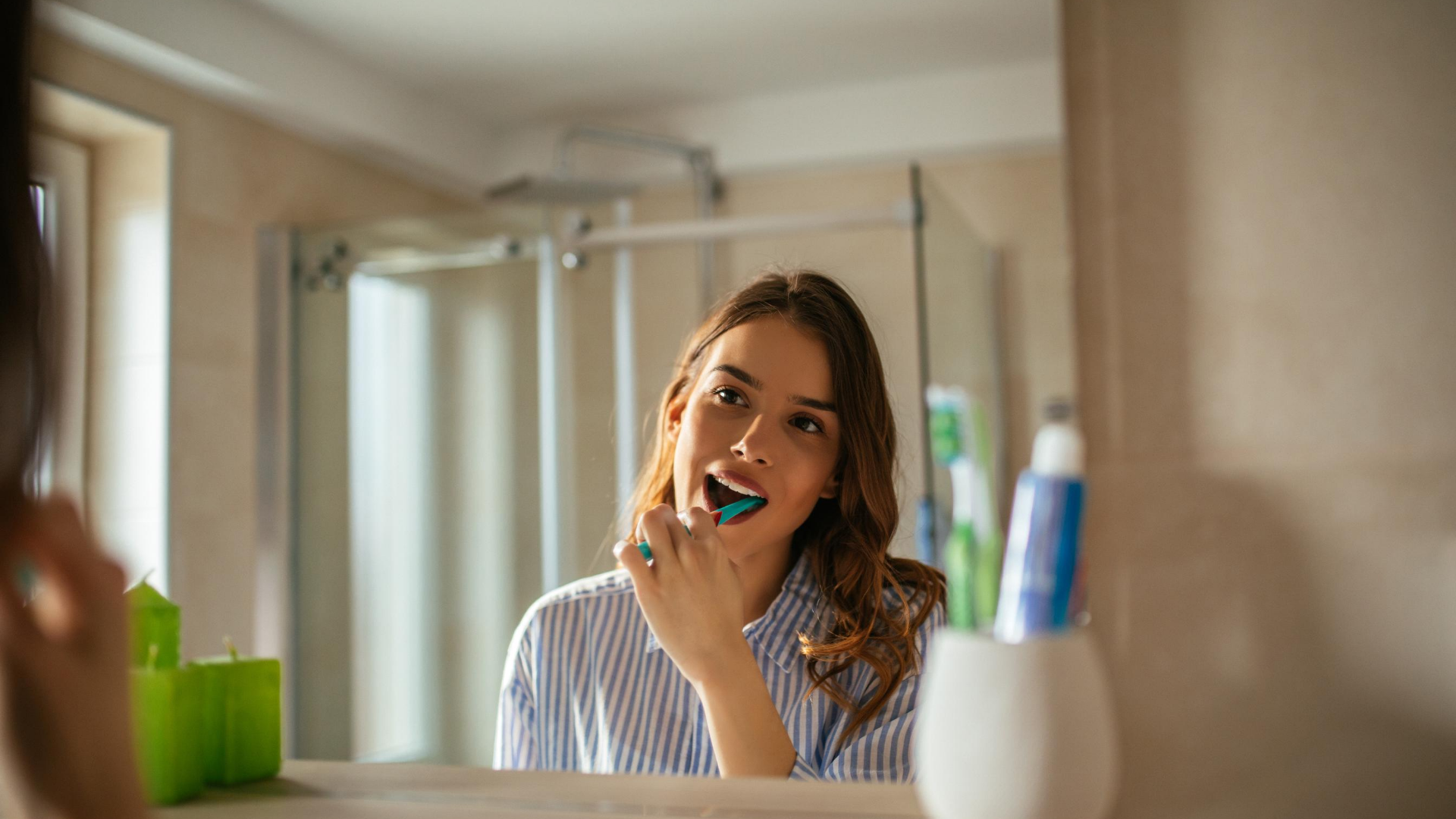 Se brosser les dents: pourquoi 2 minutes?